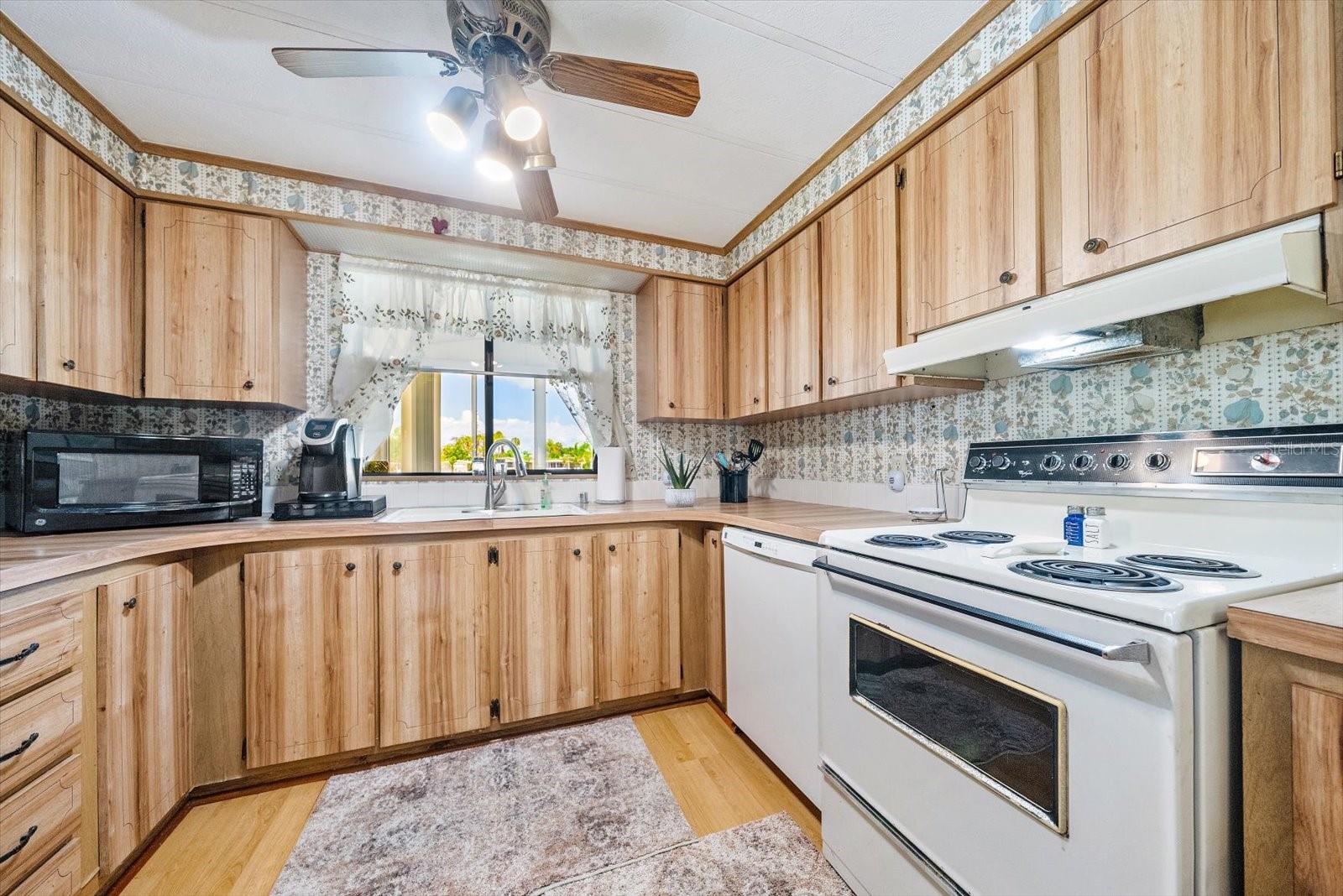 LEISURE LAKE MOBILE HOME PARK CO-OP - Residential