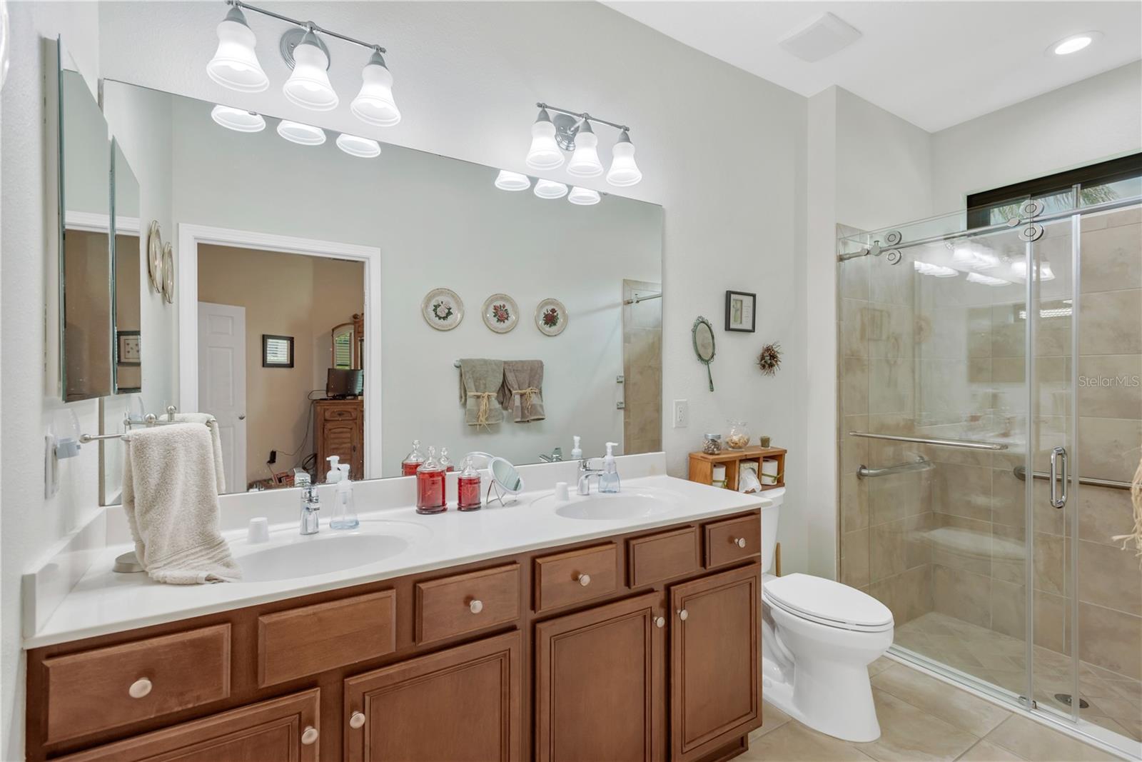 SOUTHSHORE FALLS PH 2 - Residential