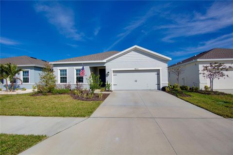 A home in PARRISH