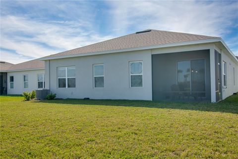 A home in PARRISH