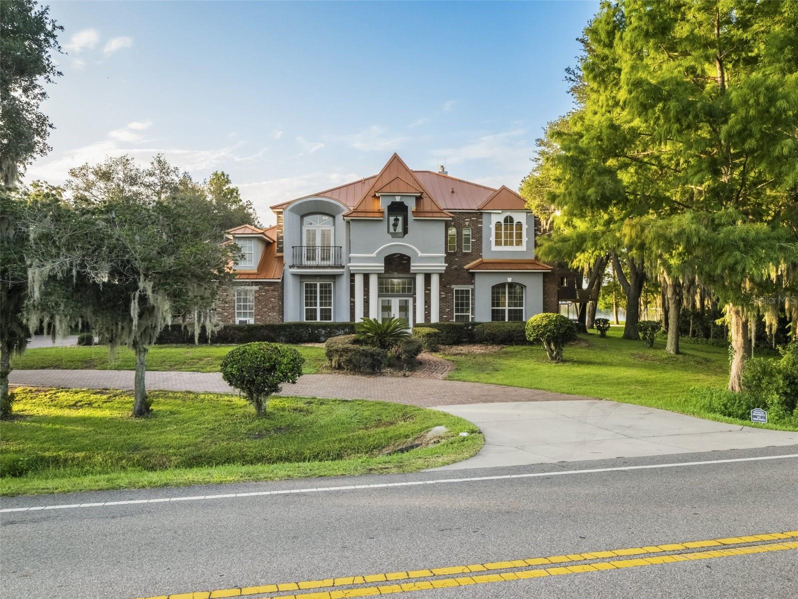 10550 LAKE MINNEOLA SHORES