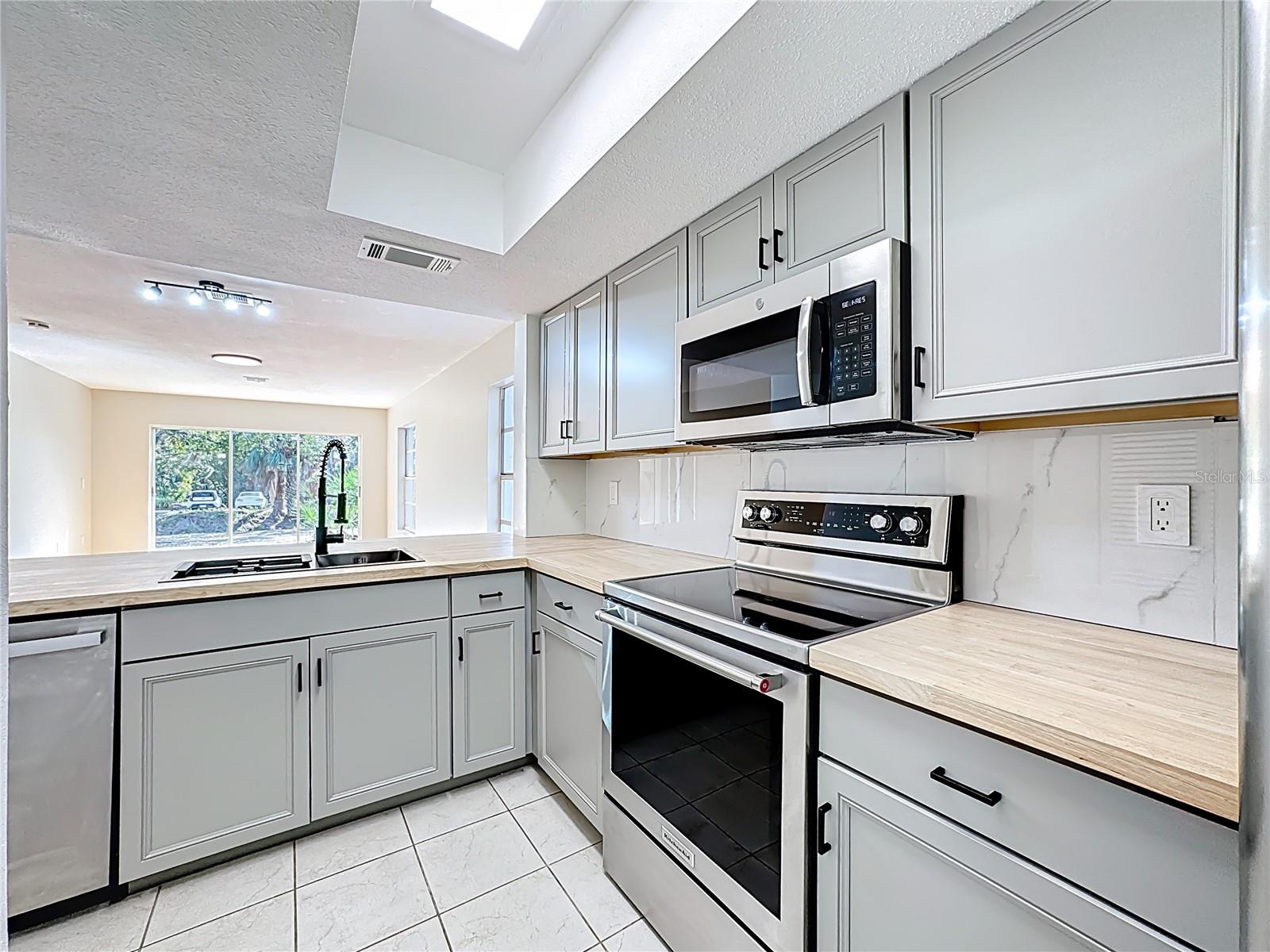 BERMUDA PARK - Residential