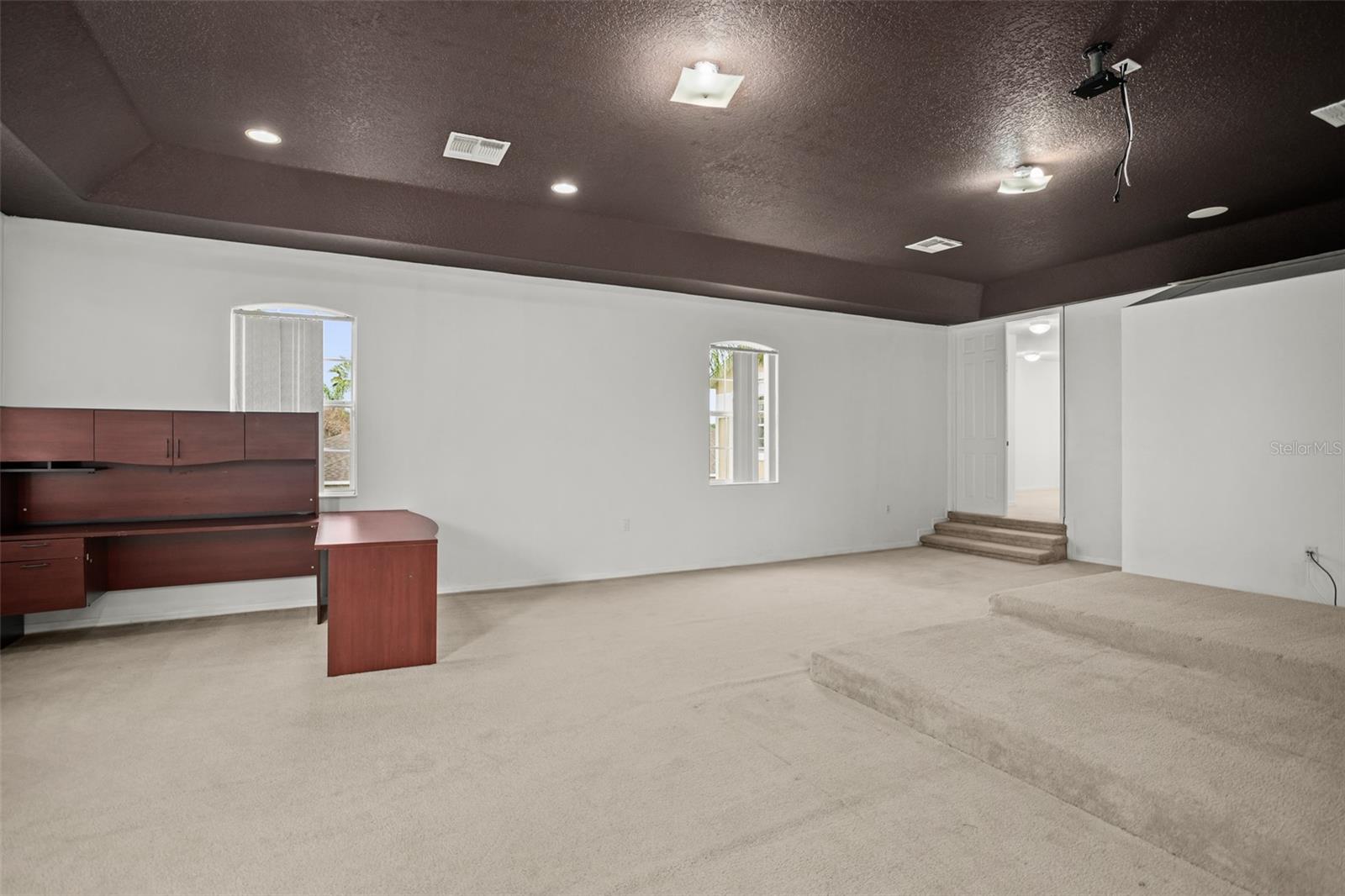 NORTH SHORE/LK HART PRCL 08 - Residential Lease