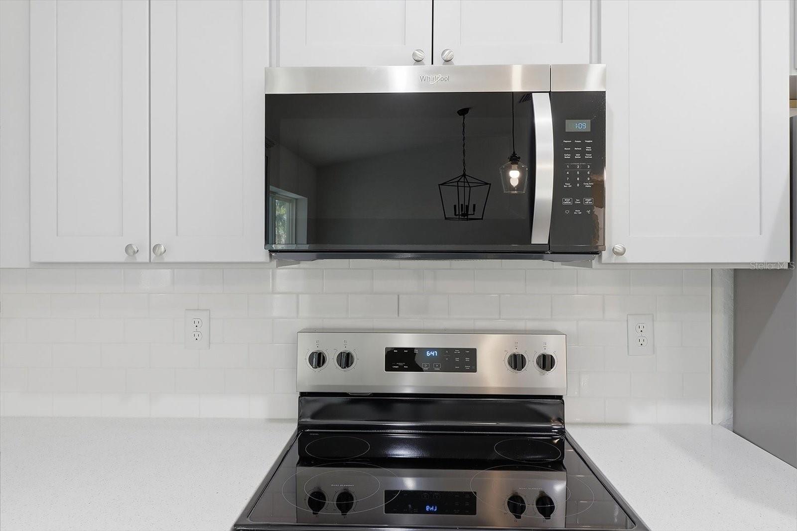 CRYSTAL MANOR UNIT 02 - Residential