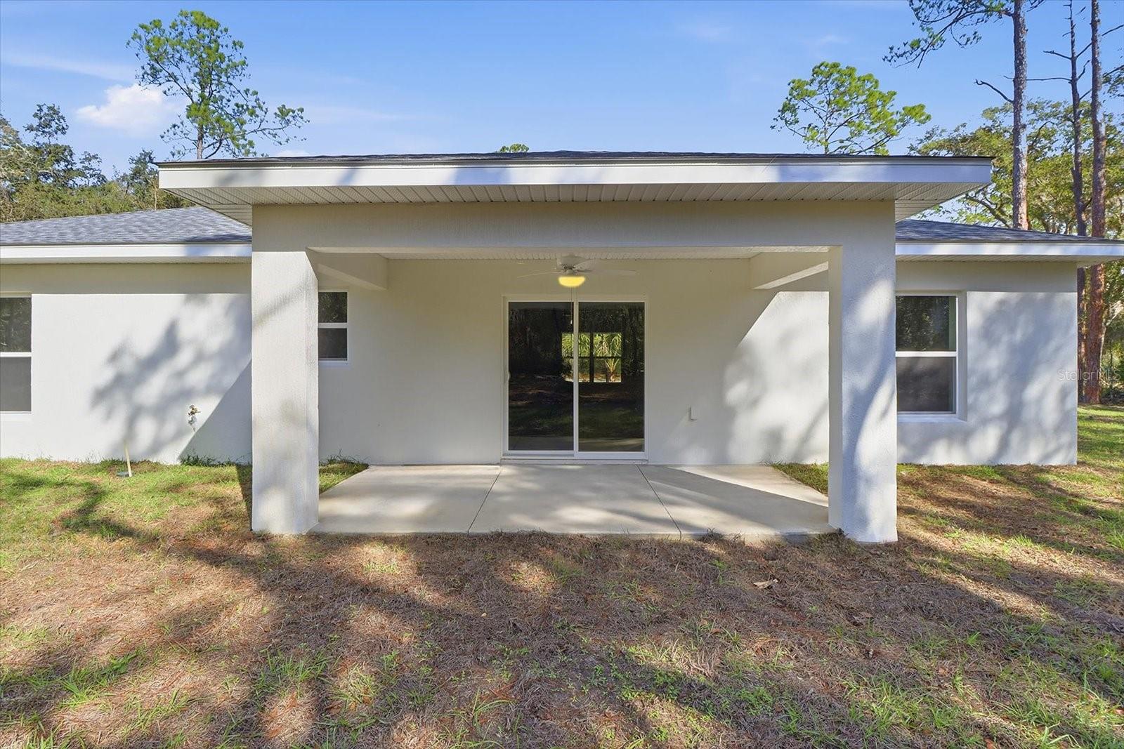 CRYSTAL MANOR UNIT 02 - Residential