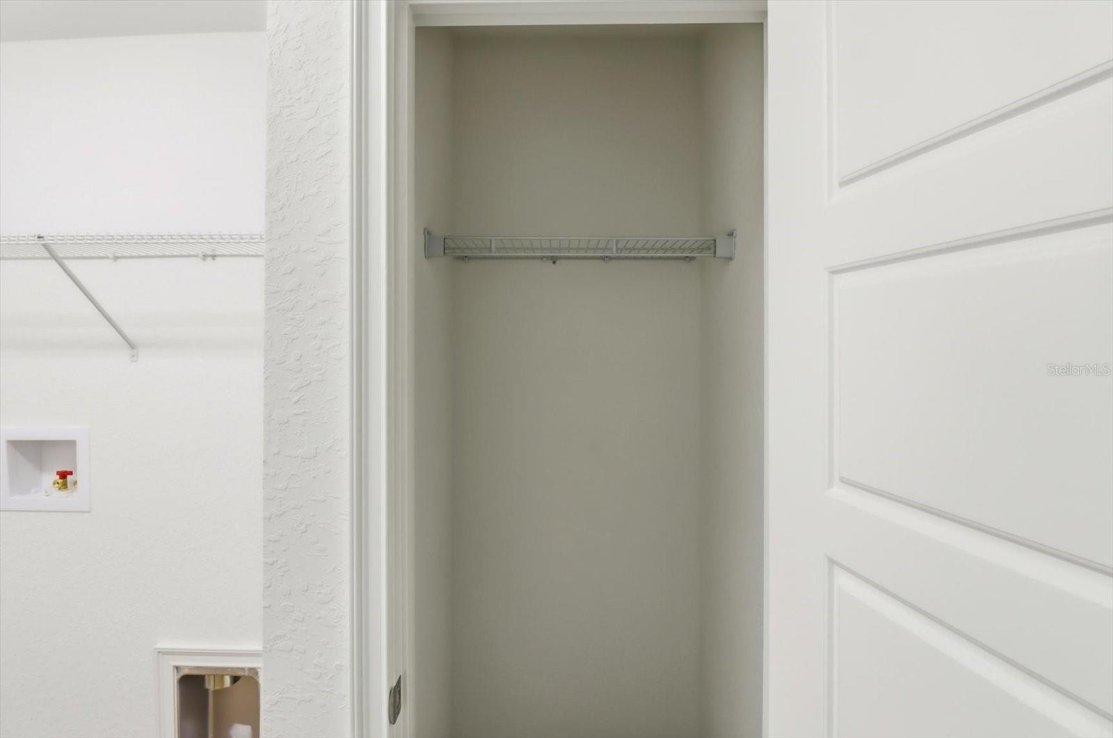 CRYSTAL MANOR UNIT 02 - Residential