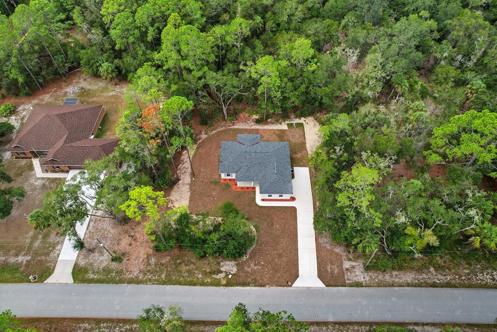 CRYSTAL MANOR UNIT 02 - Residential