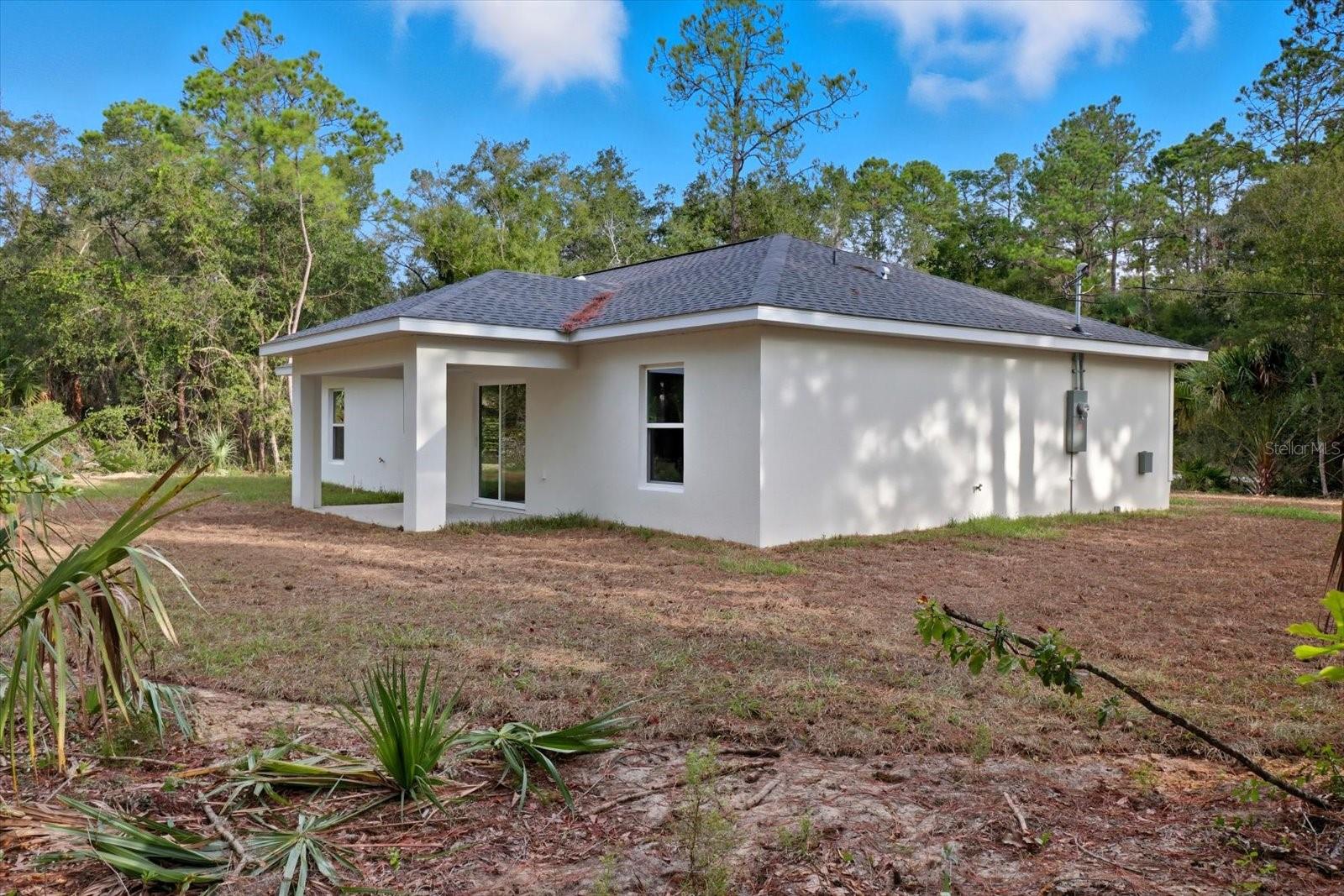 CRYSTAL MANOR UNIT 02 - Residential