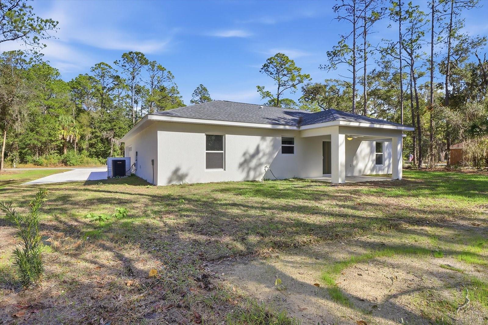 CRYSTAL MANOR UNIT 02 - Residential