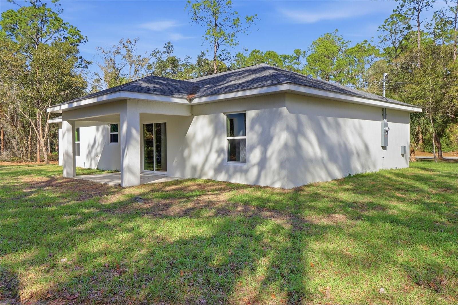 CRYSTAL MANOR UNIT 02 - Residential