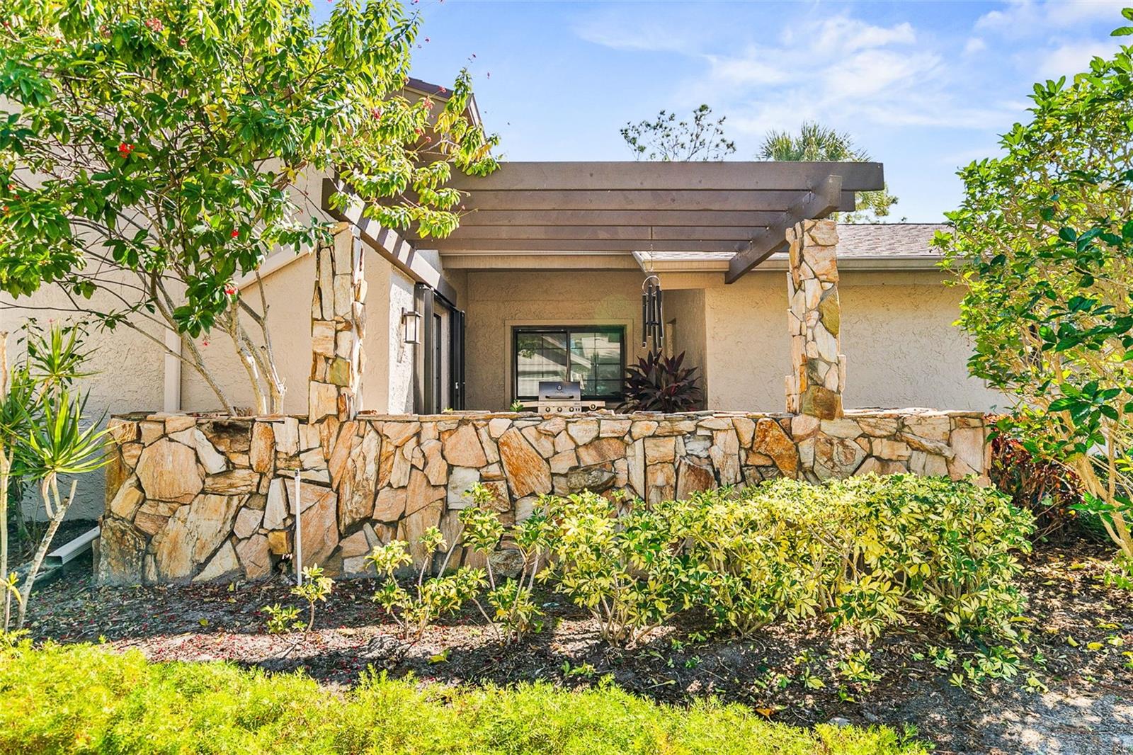 PIPERS WAITE - Residential