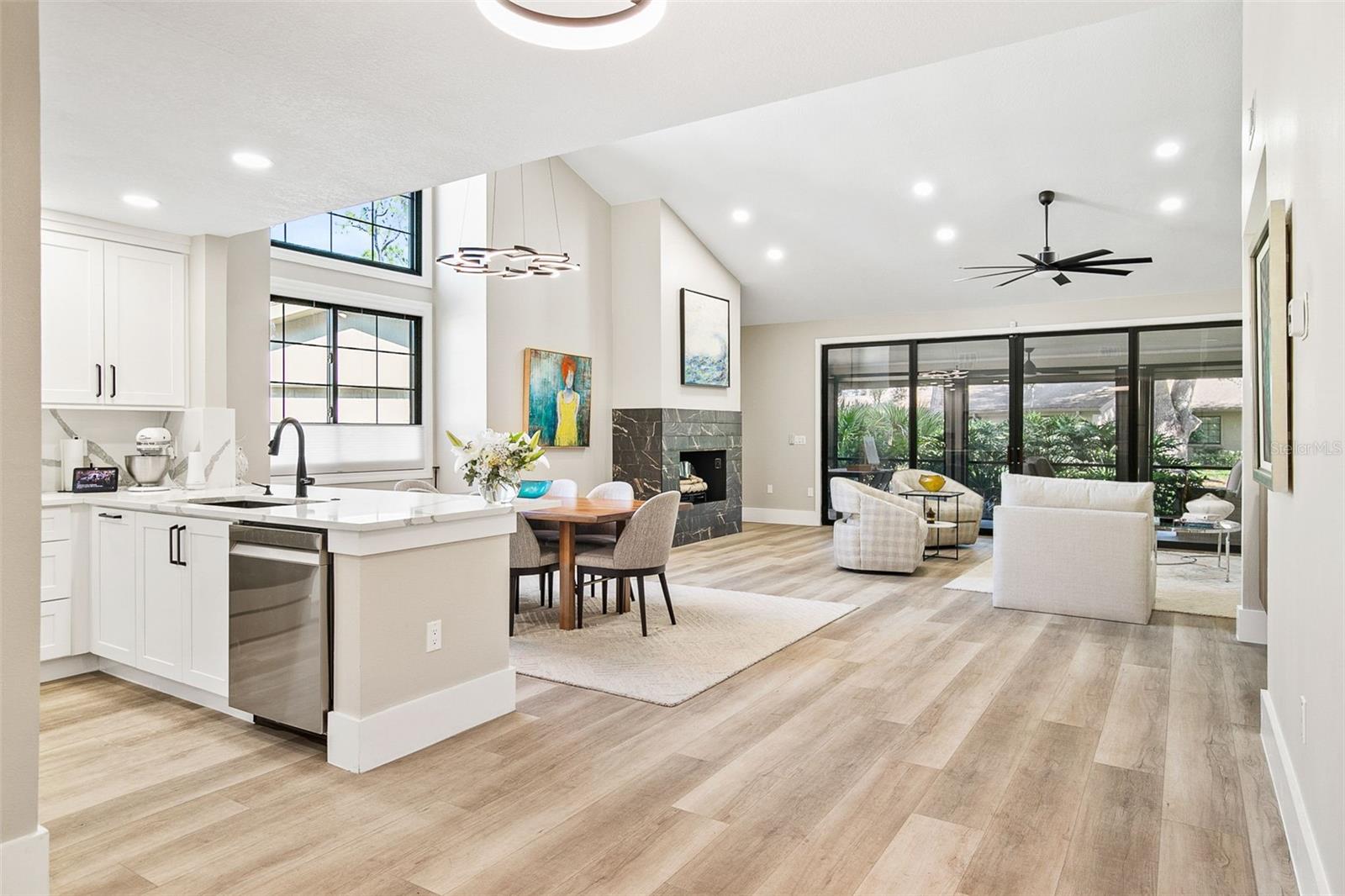 PIPERS WAITE - Residential