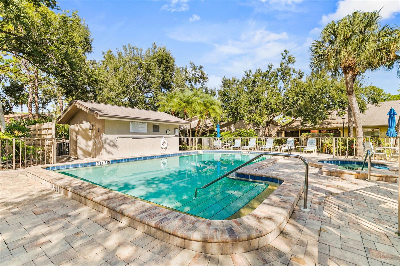 PIPERS WAITE - Residential