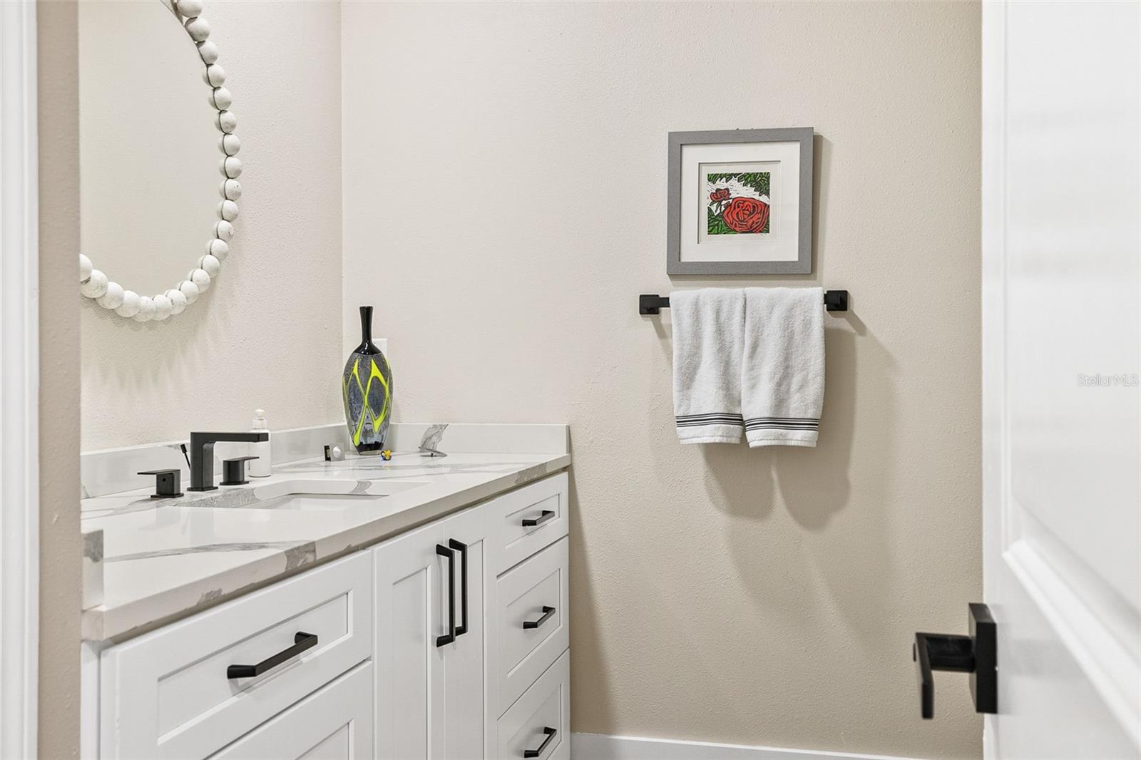 PIPERS WAITE - Residential