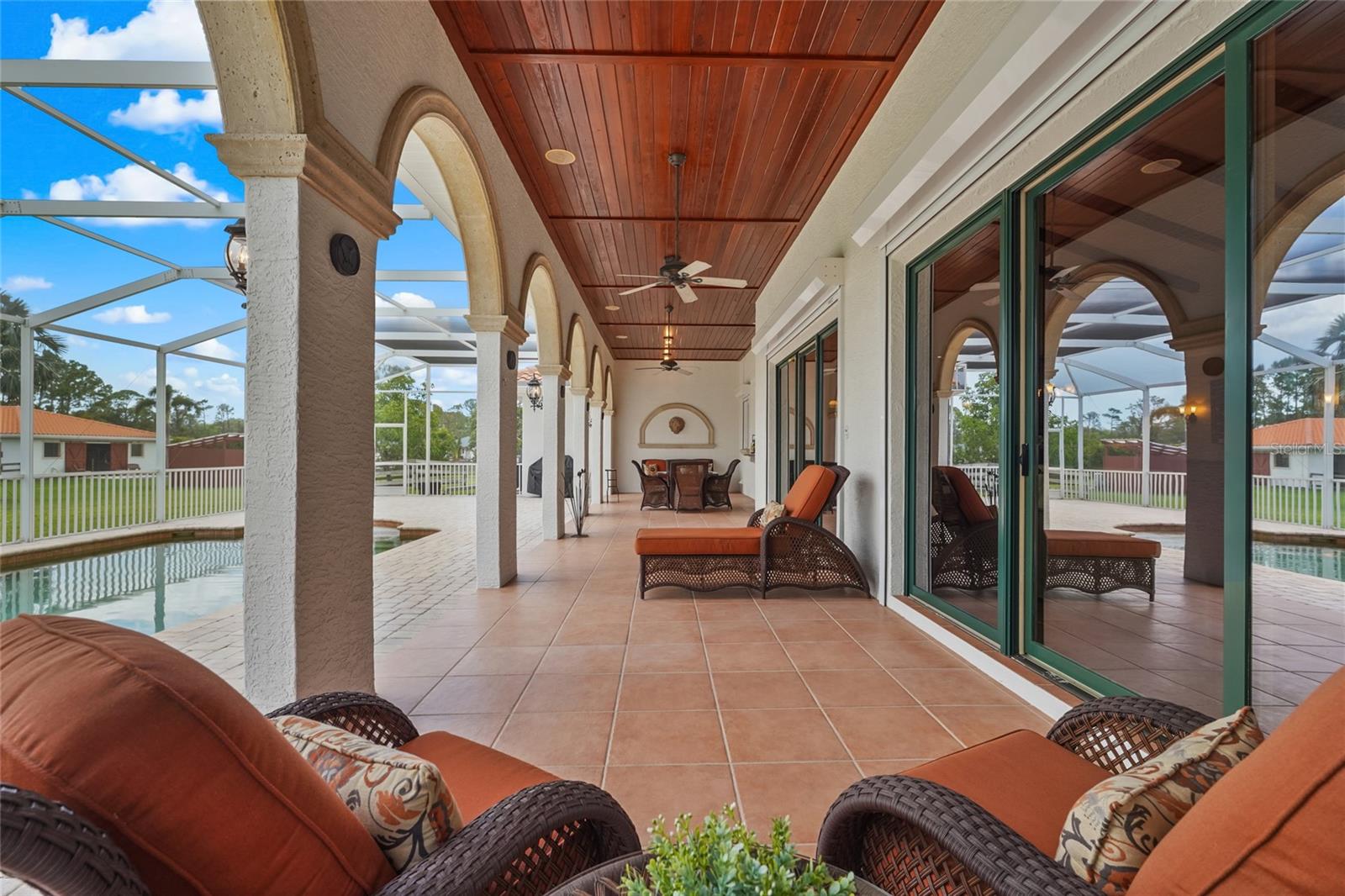 7025 SADDLE CREEK CIRCLE
