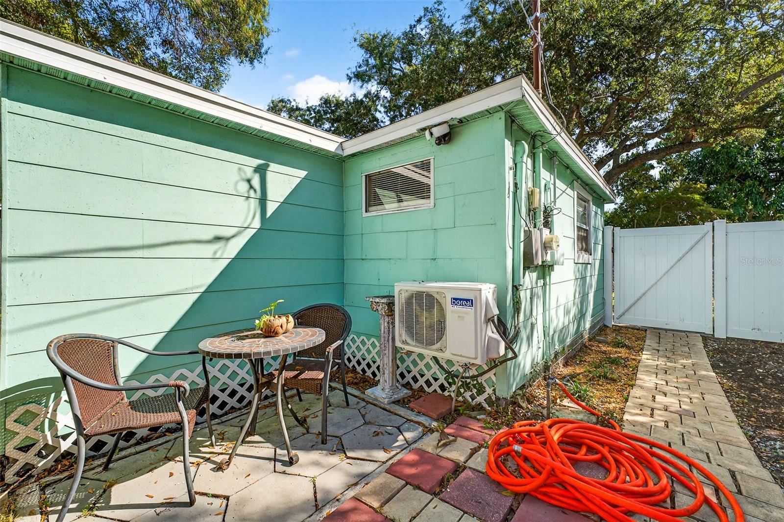 GULF & BAY SUB - Residential