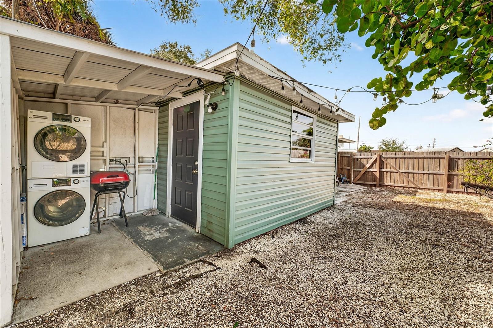 GULF & BAY SUB - Residential