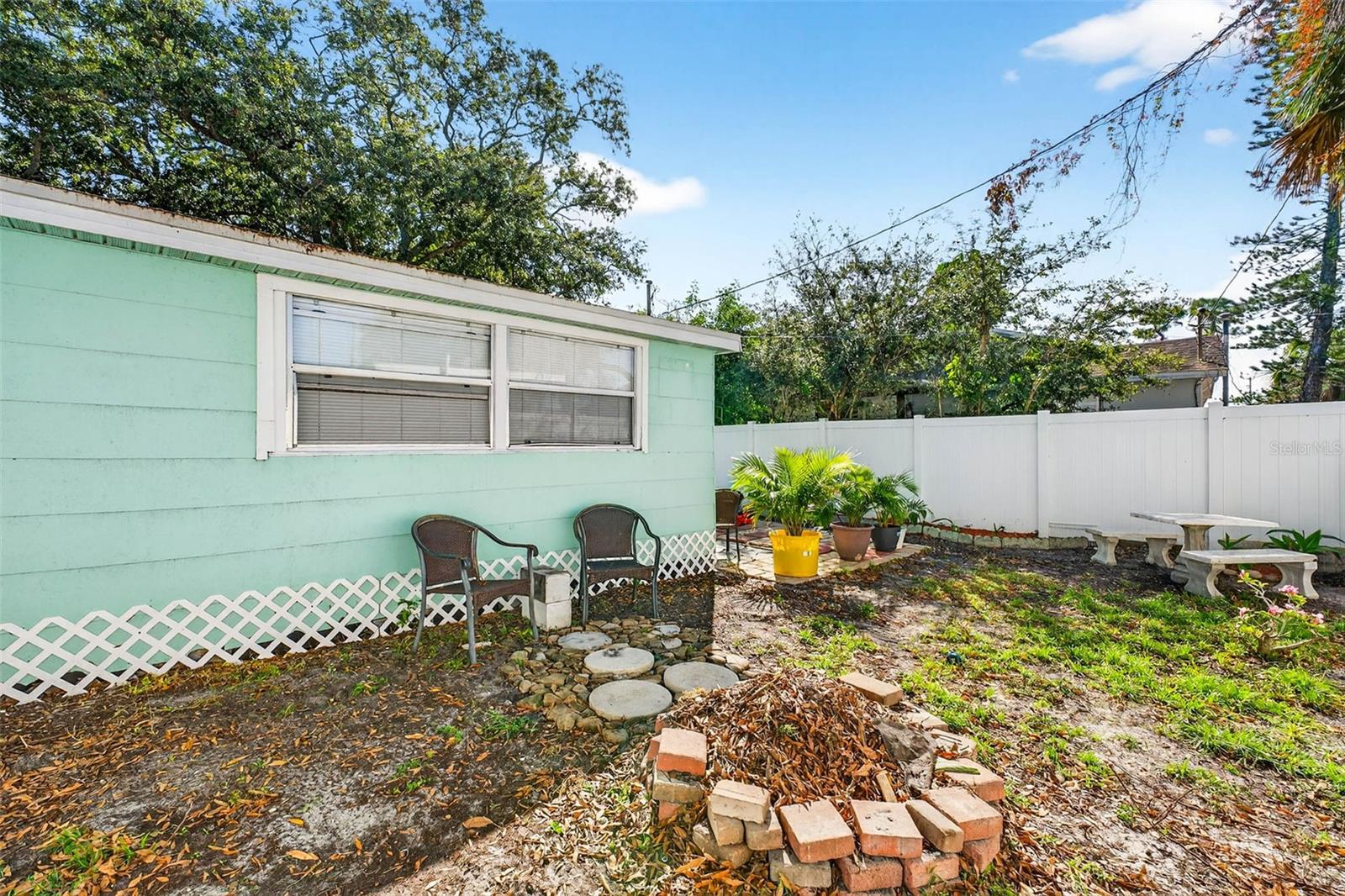 GULF & BAY SUB - Residential