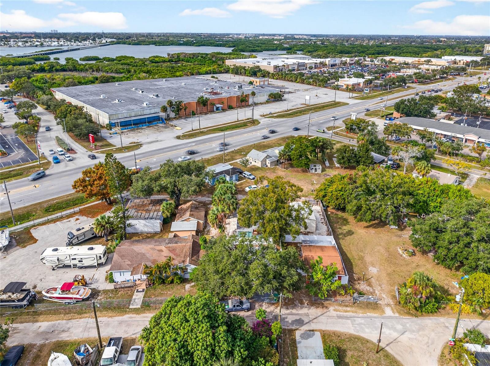 GULF & BAY SUB - Residential