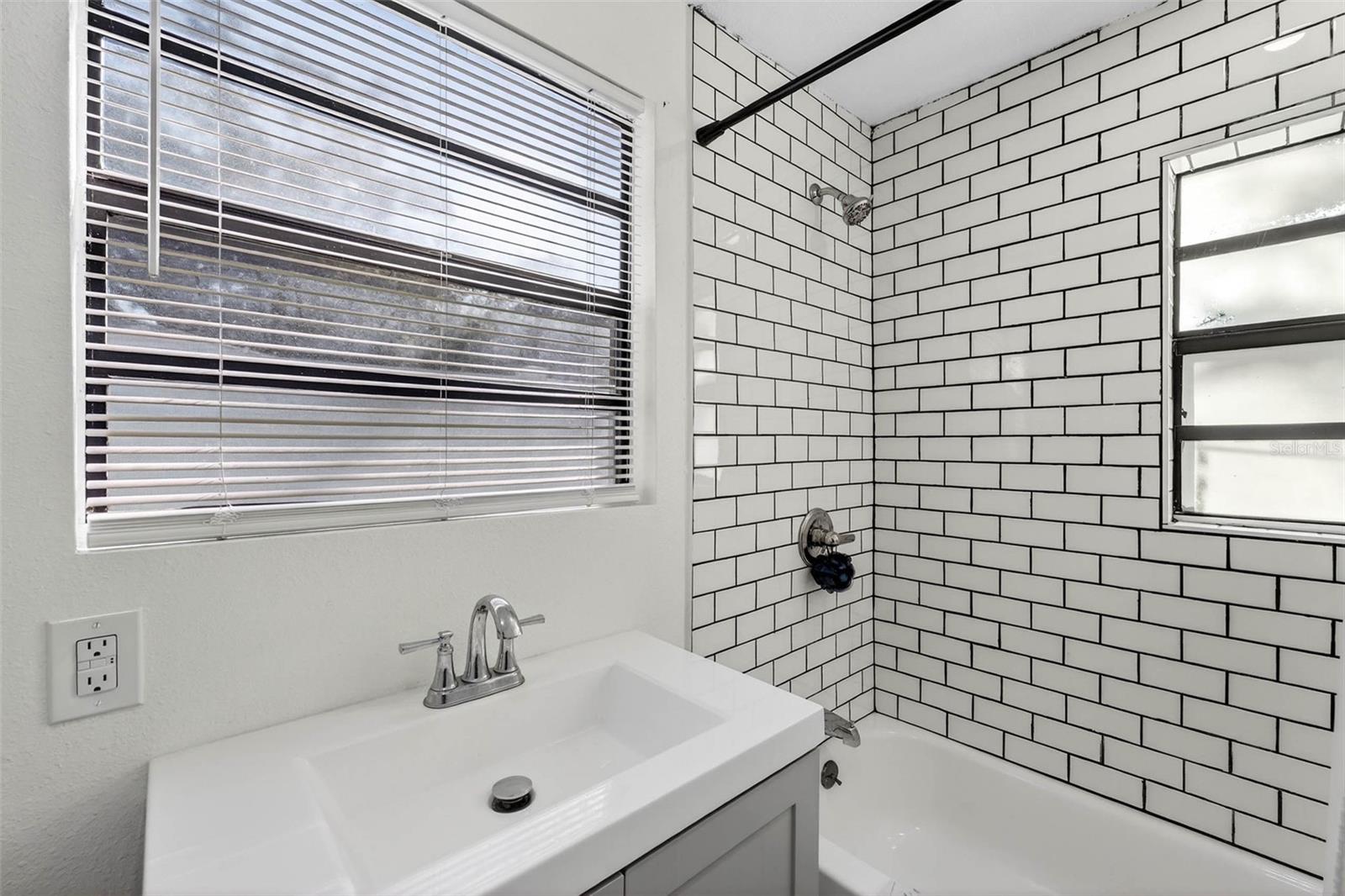 GULF & BAY SUB - Residential