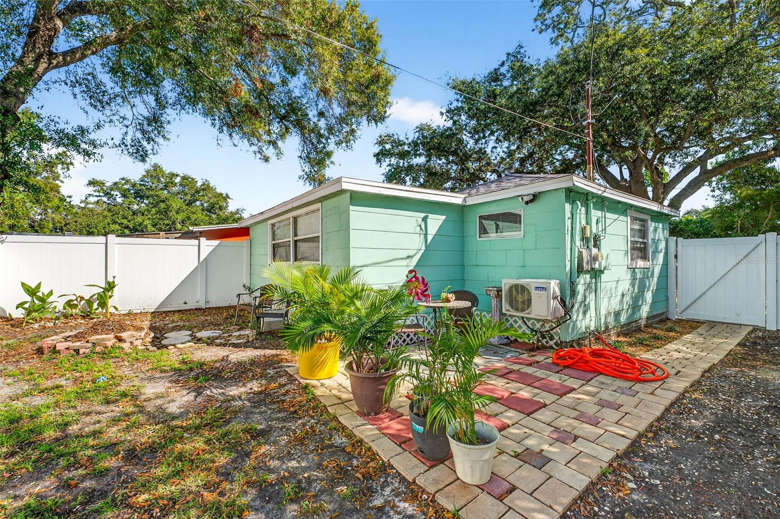 GULF & BAY SUB - Residential