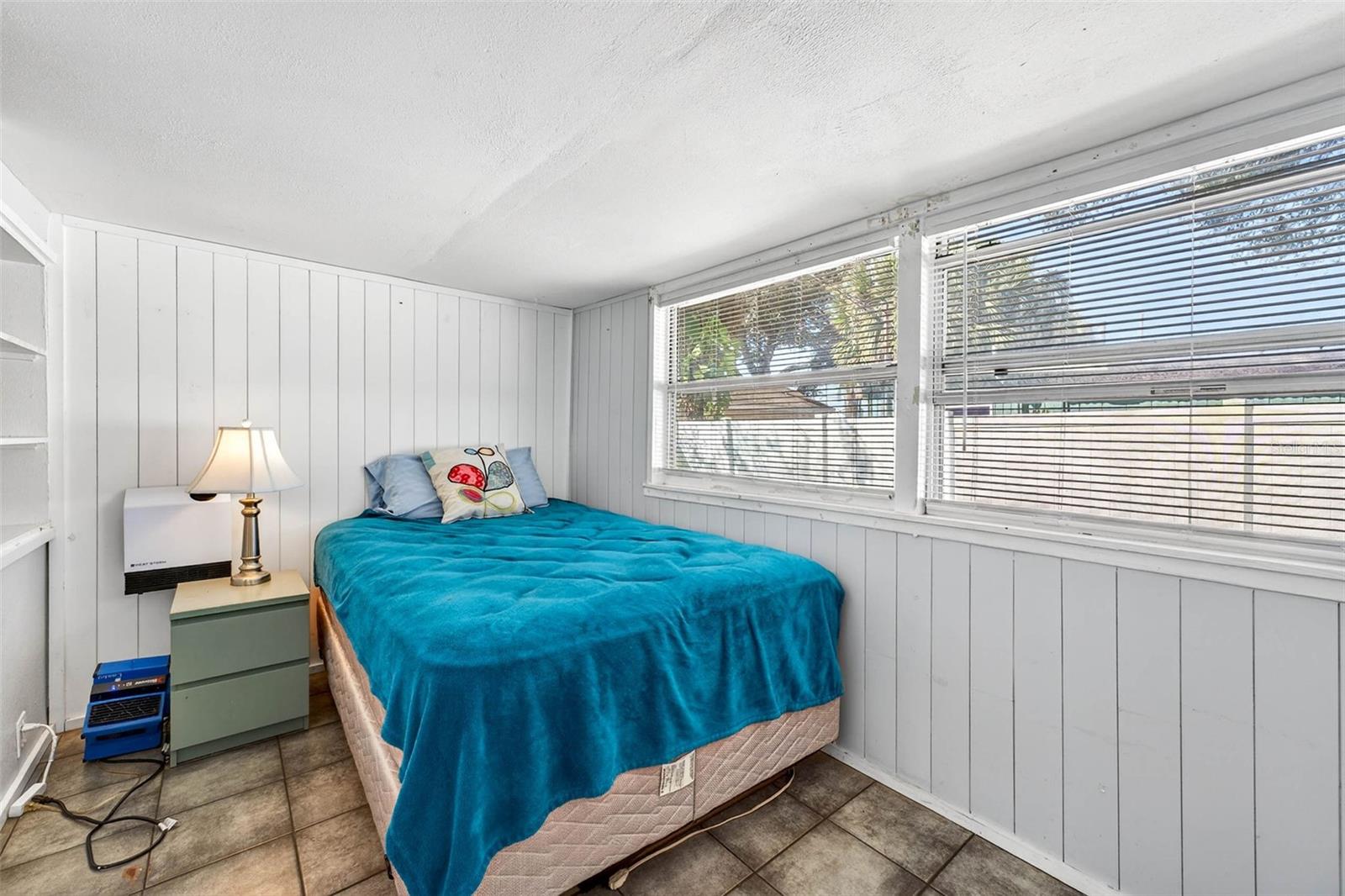 GULF & BAY SUB - Residential