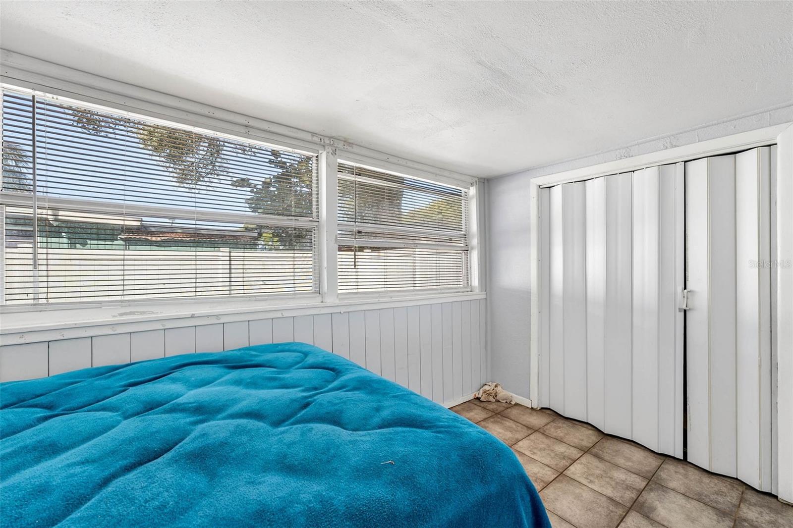 GULF & BAY SUB - Residential