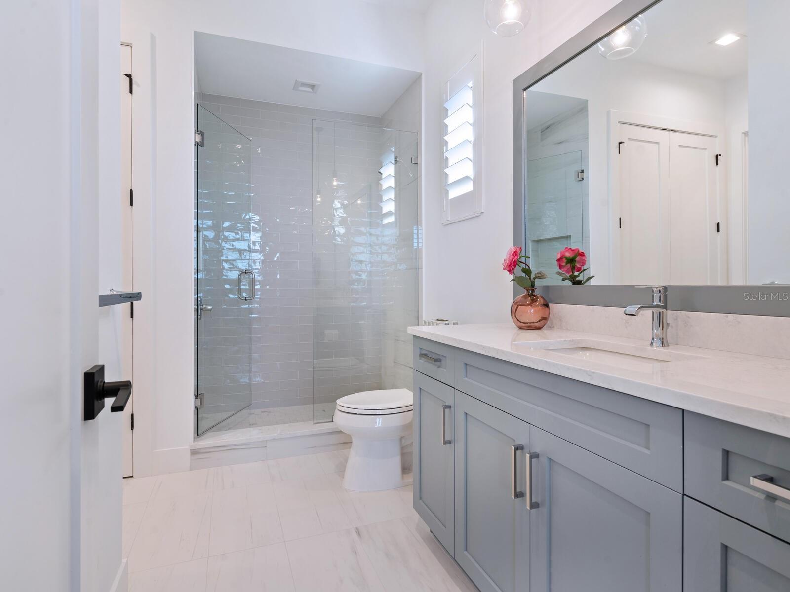 LAKEHOUSE COVE/WATERSIDE PH 5 - Residential