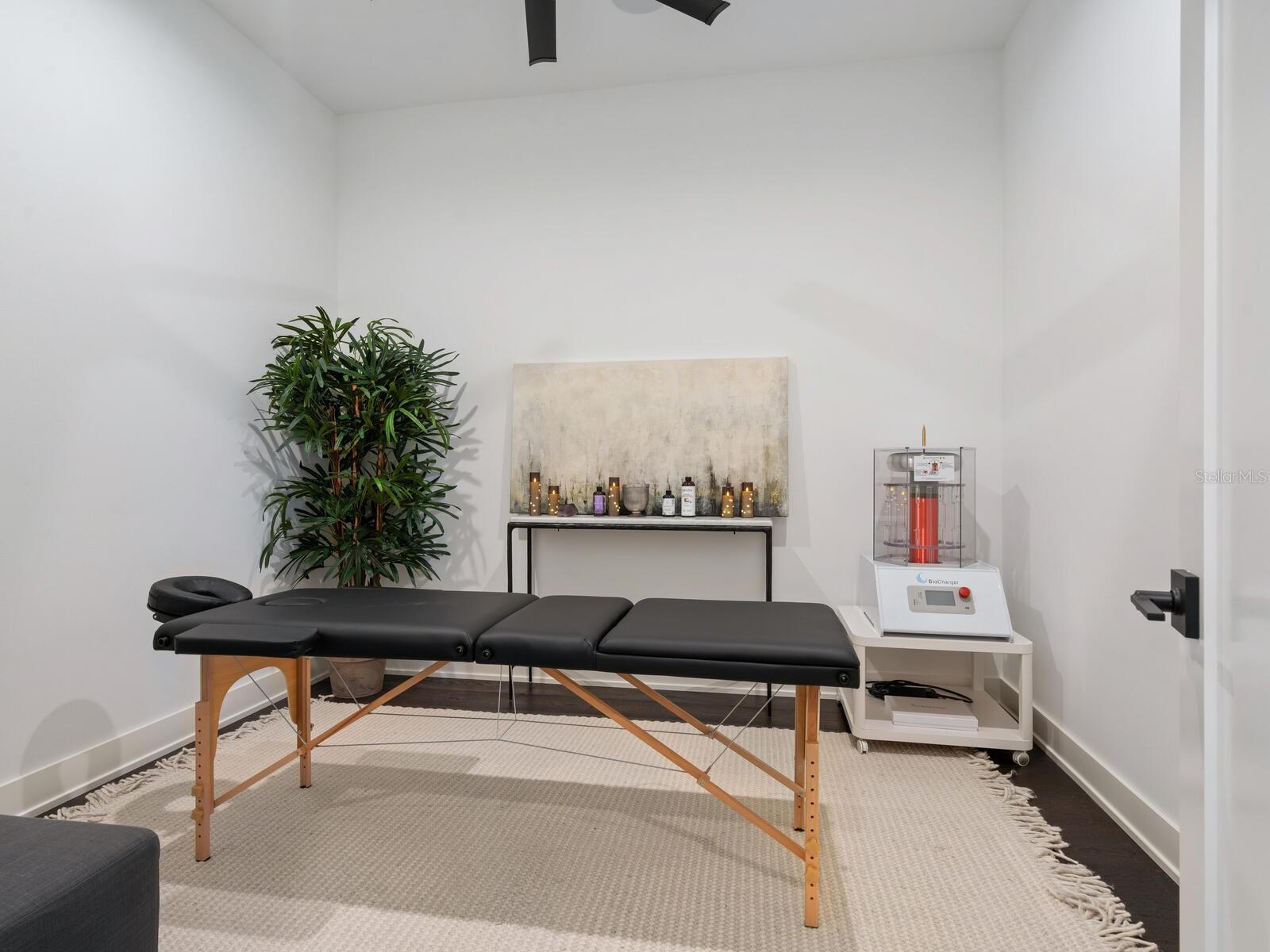 LAKEHOUSE COVE/WATERSIDE PH 5 - Residential