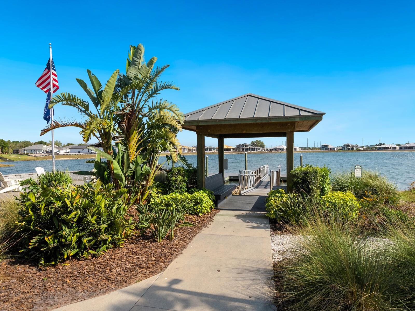 LAKEHOUSE COVE/WATERSIDE PH 5 - Residential