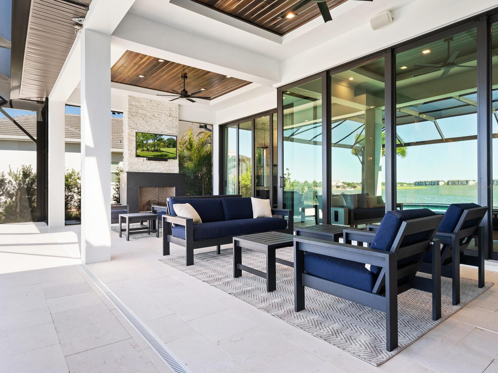 LAKEHOUSE COVE/WATERSIDE PH 5 - Residential