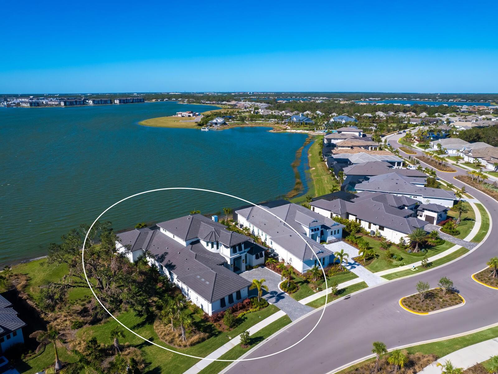 LAKEHOUSE COVE/WATERSIDE PH 5 - Residential