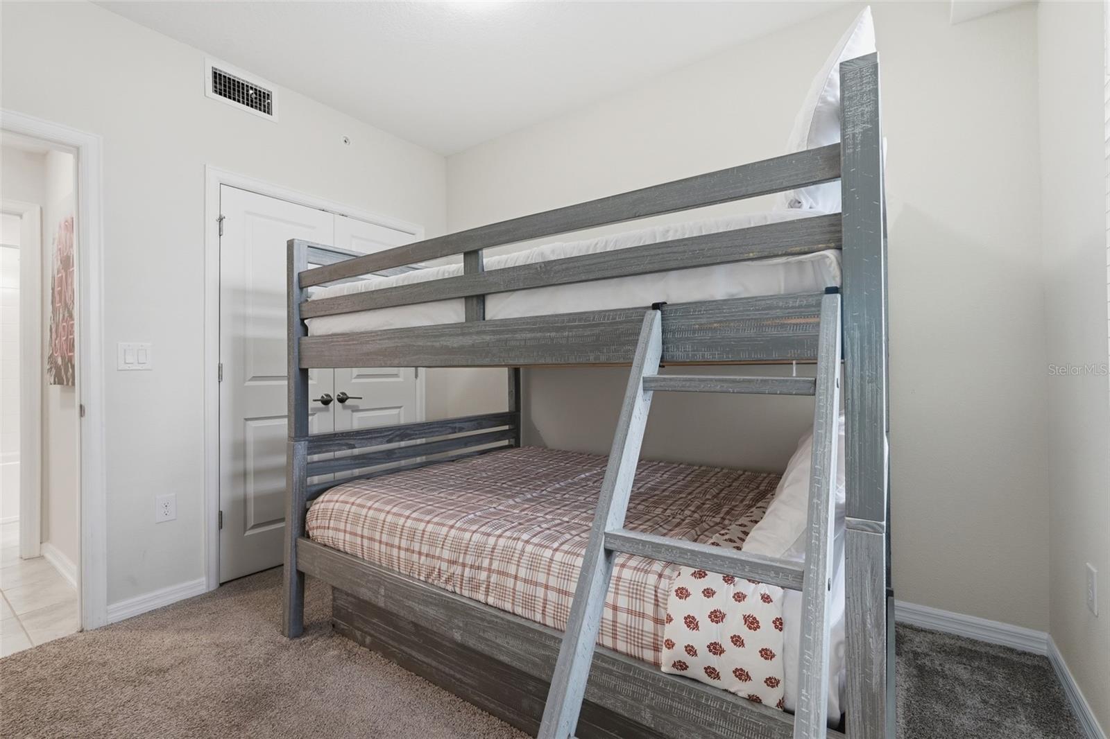 THE TERRACES AT STOREY LAKE CONDO NO 2 PH 15 - Residential