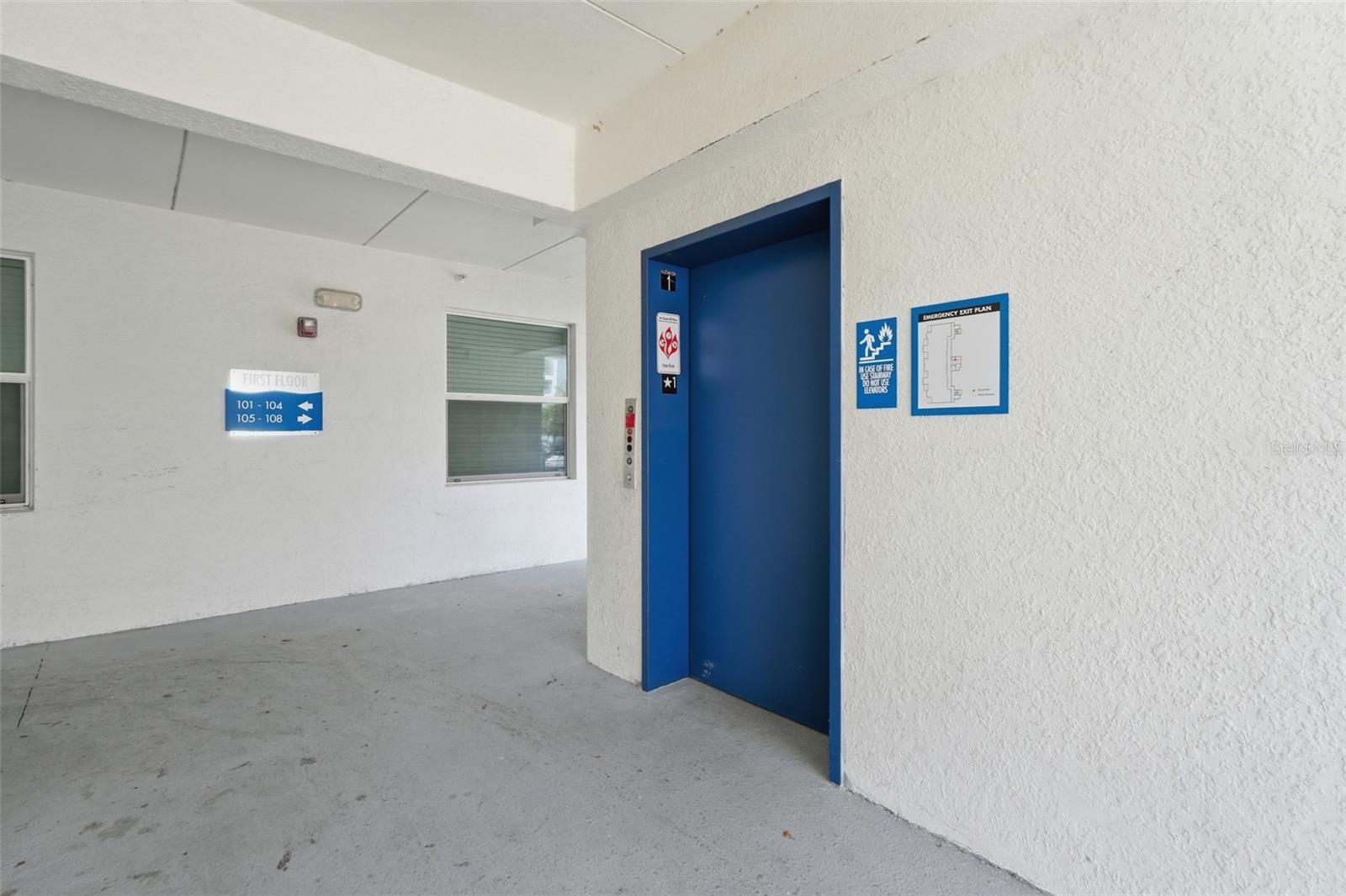 THE TERRACES AT STOREY LAKE CONDO NO 2 PH 15 - Residential