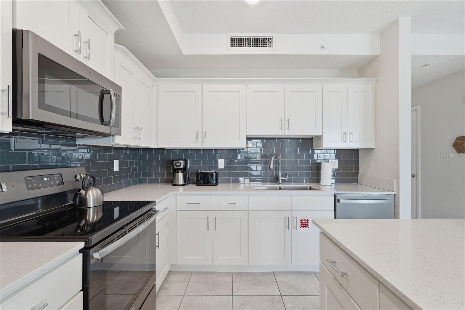 THE TERRACES AT STOREY LAKE CONDO NO 2 PH 15 - Residential