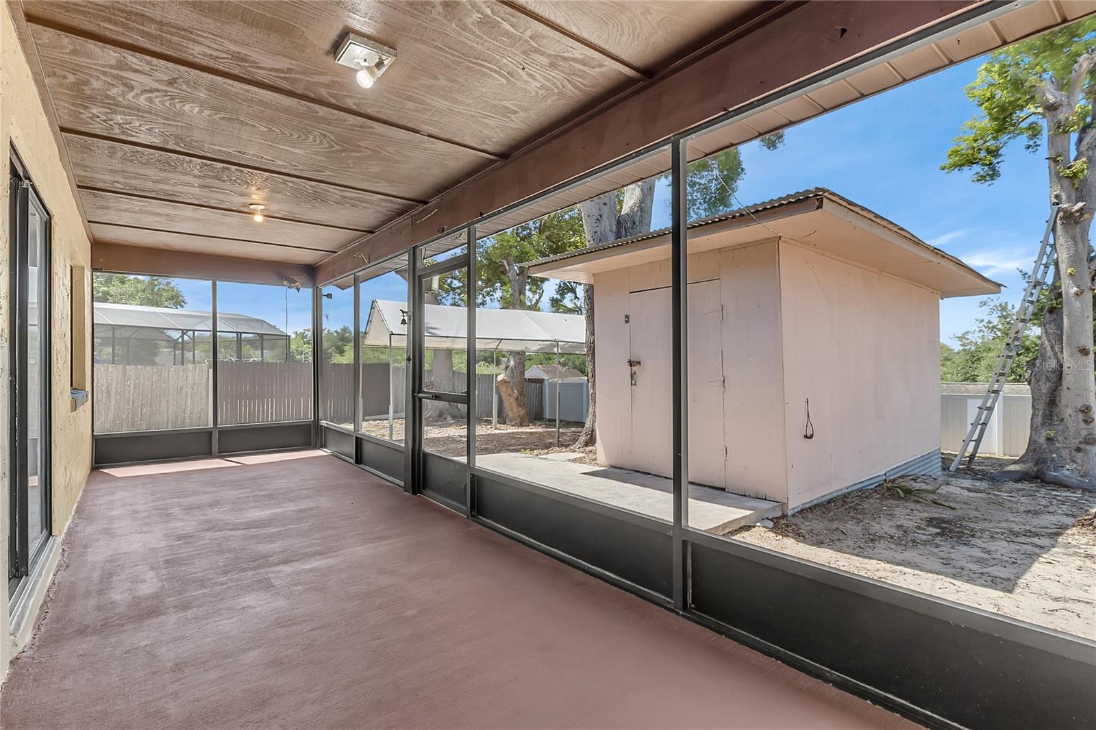 SUMMERBROOKE - Residential