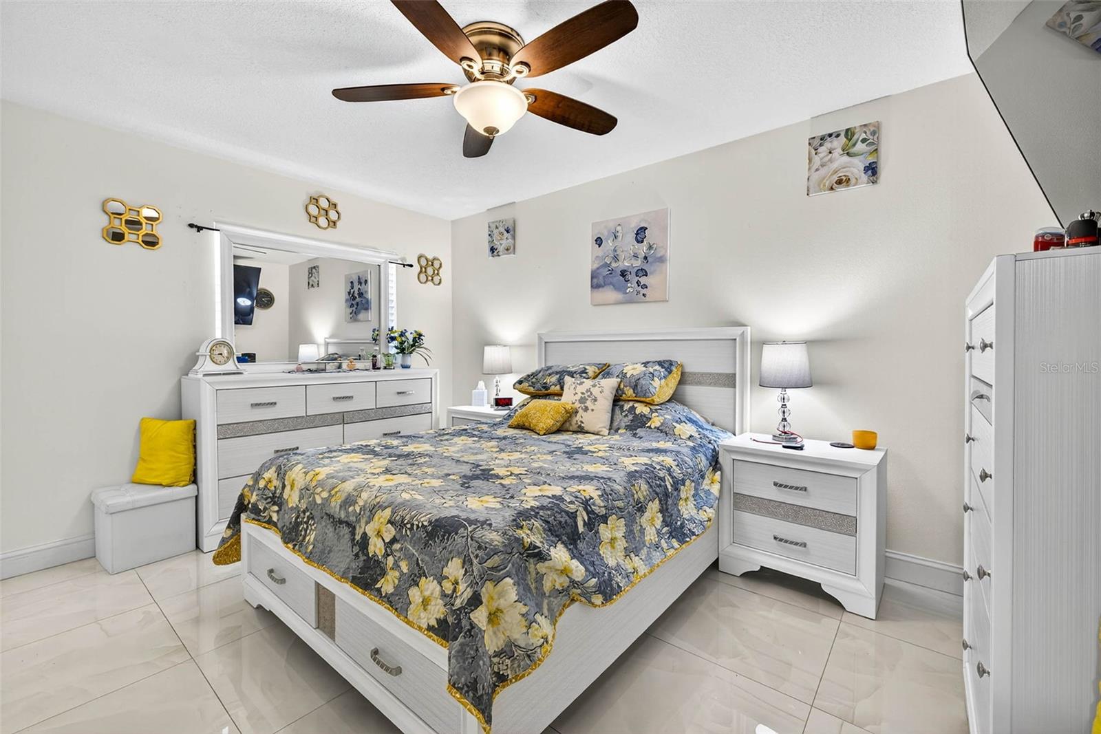 TEMPLE CREST UNIT 3 - Residential