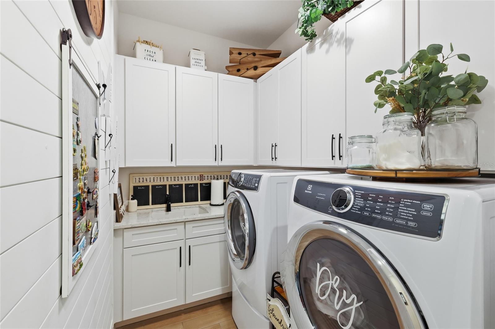 TOSCANA ISLES UNS 1 & 2 PH 2 - Residential