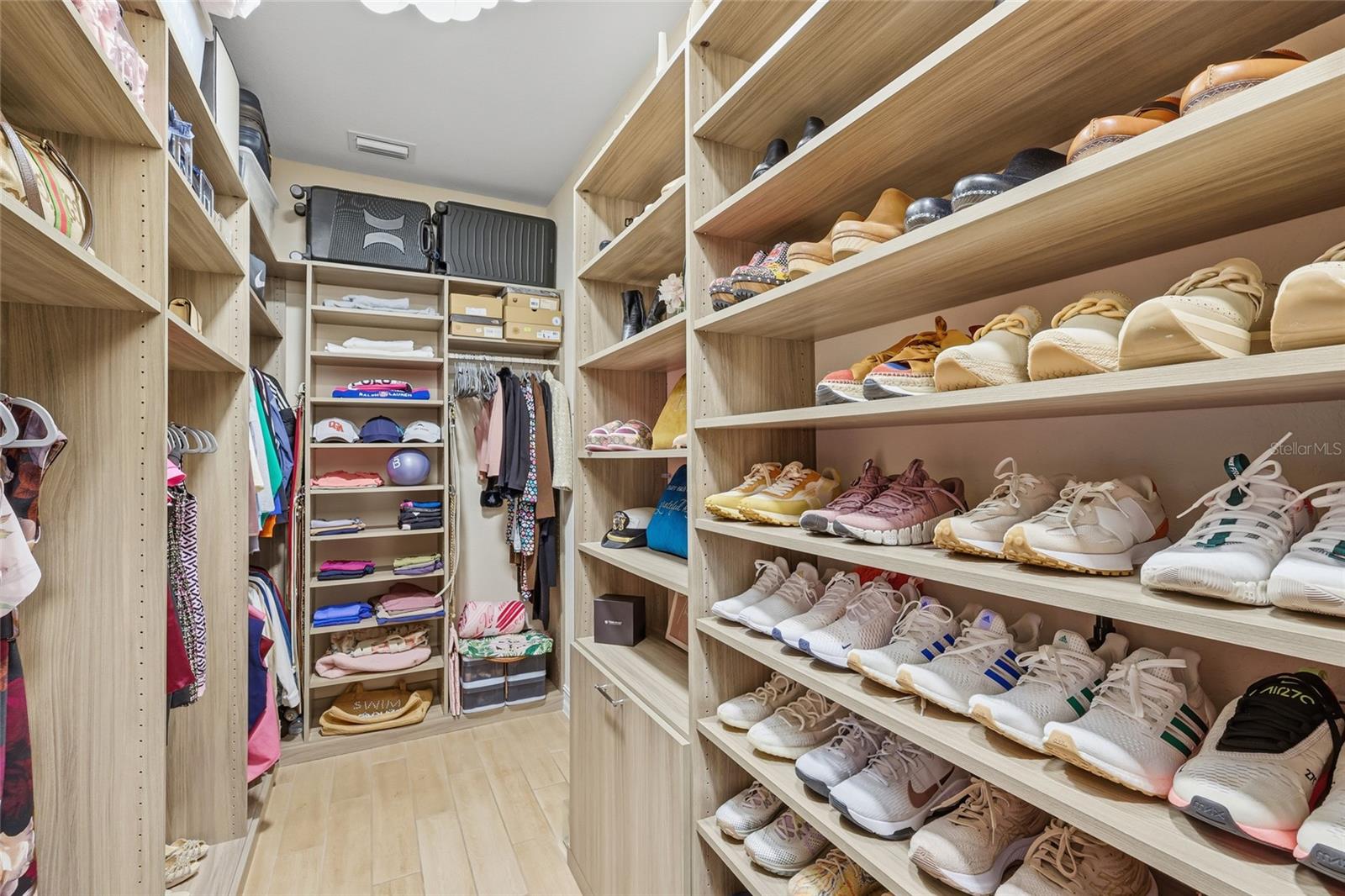 TOSCANA ISLES UNS 1 & 2 PH 2 - Residential