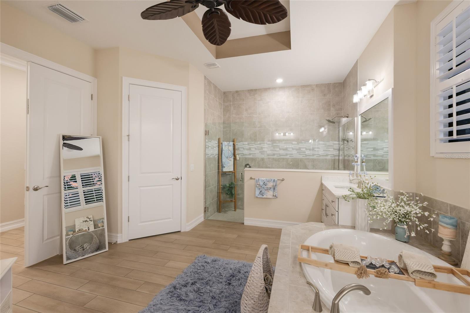 TOSCANA ISLES UNS 1 & 2 PH 2 - Residential