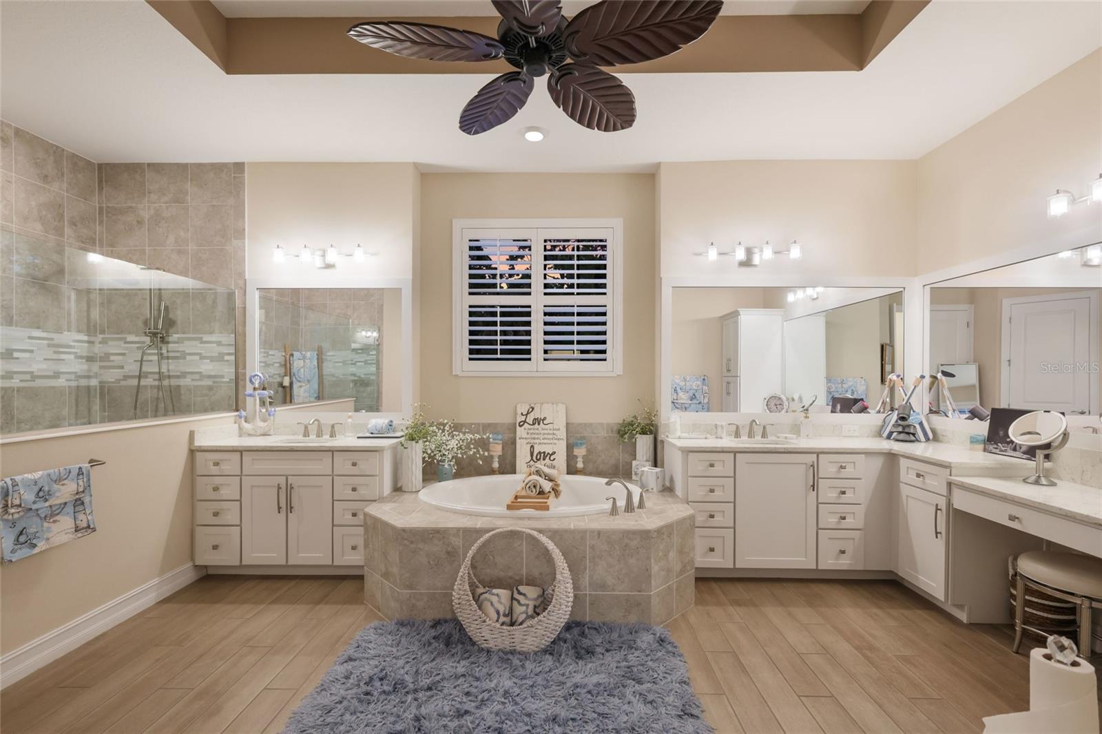 TOSCANA ISLES UNS 1 & 2 PH 2 - Residential