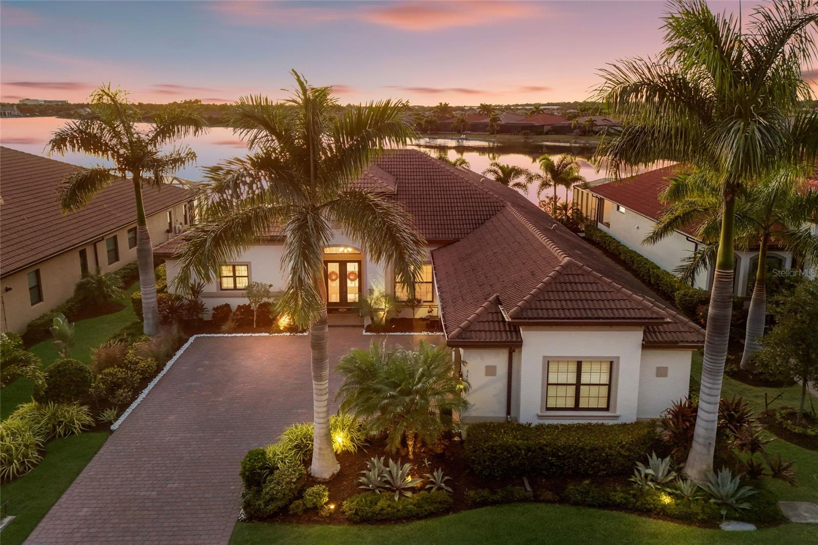 340 MARAVIYA BOULEVARD