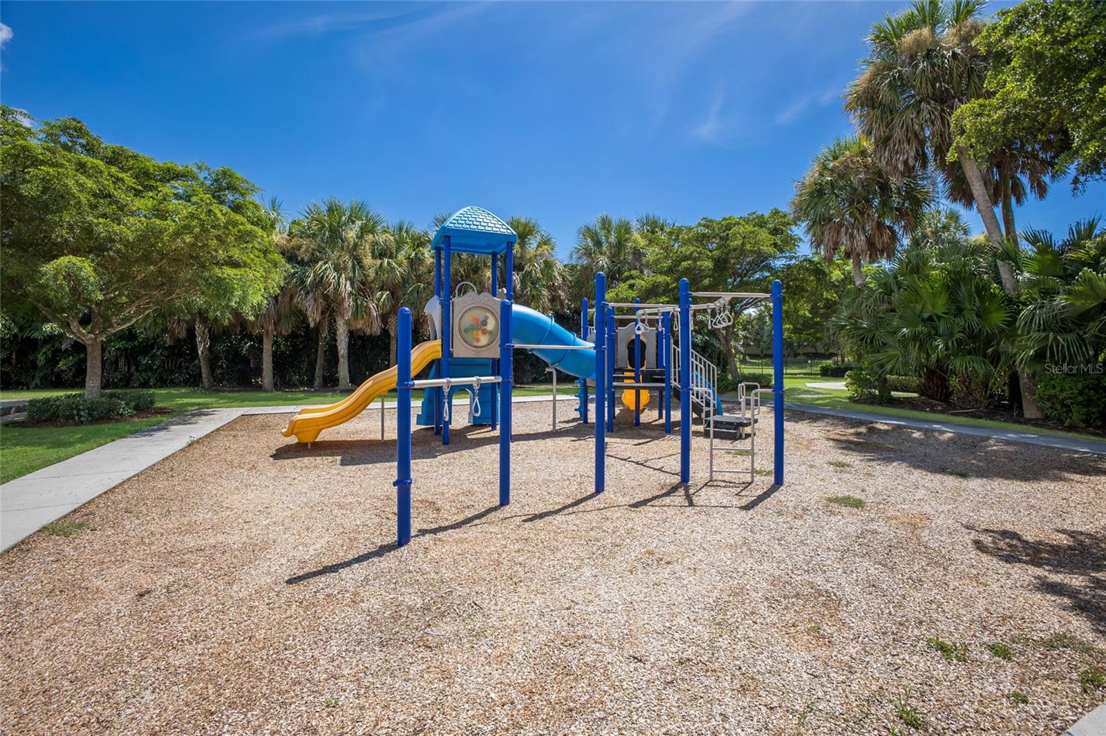 TOSCANA ISLES UNS 1 & 2 PH 2 - Residential