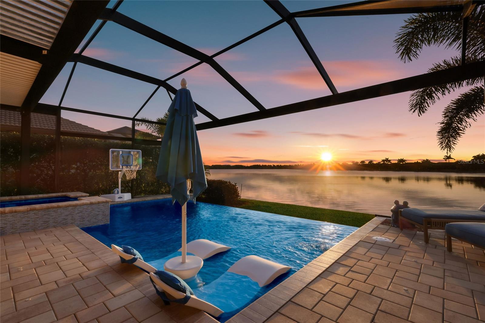 340 MARAVIYA BOULEVARD