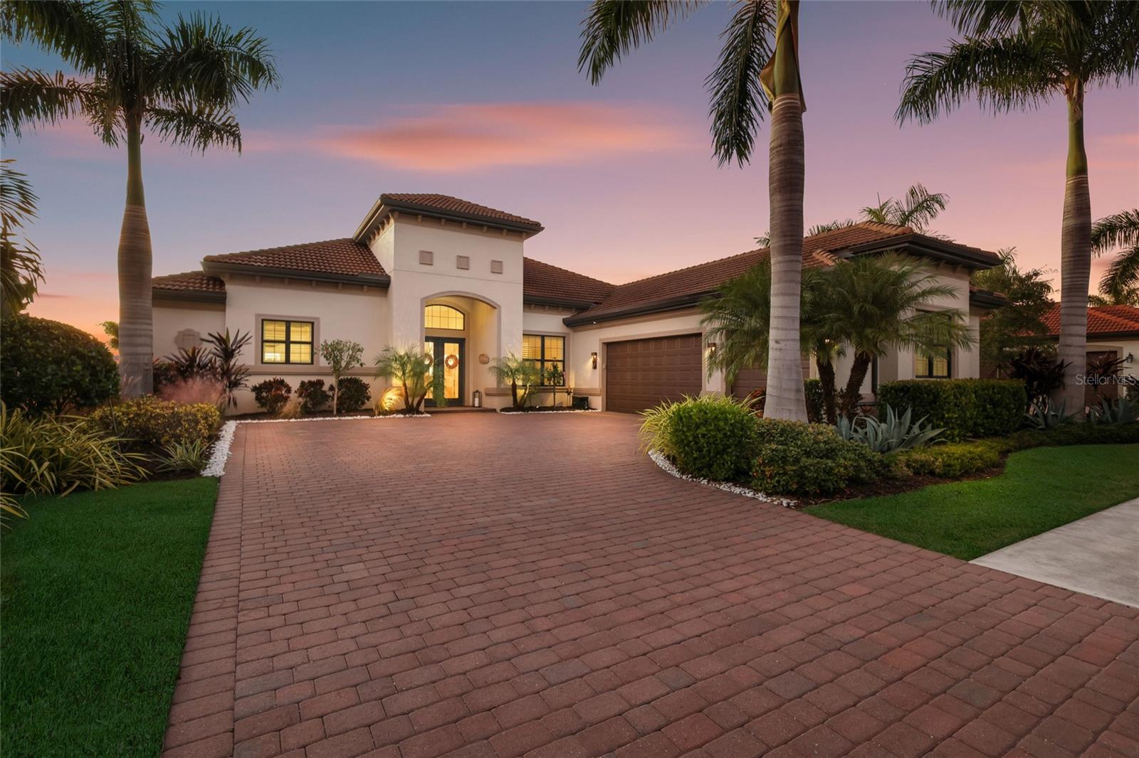 340 MARAVIYA BOULEVARD