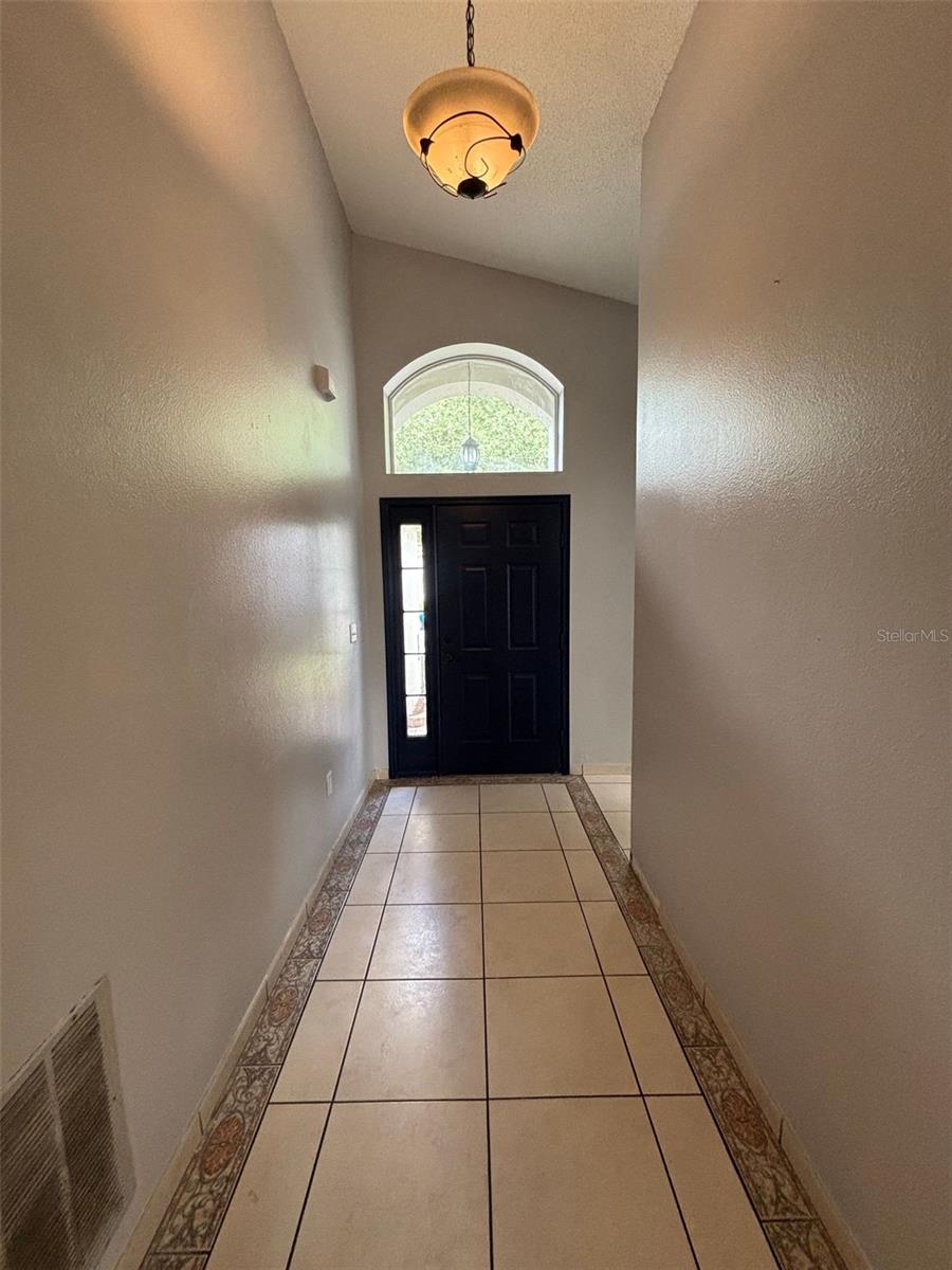 Photo of 12804 Gettysburg Circle, Orlando, FL 32837 (MLS # S5152036)