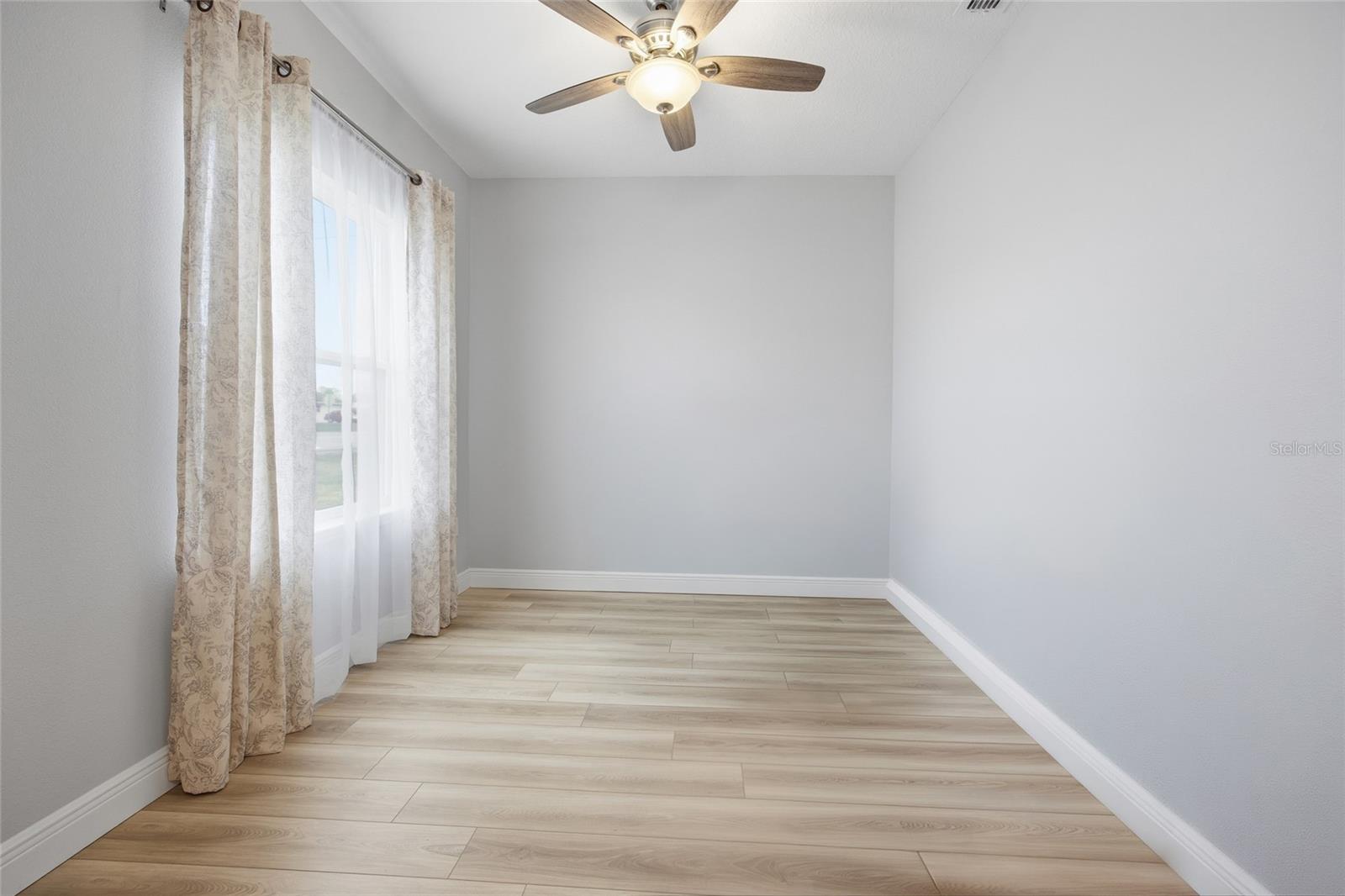 KINGSLAND COUNTRY ESTATE - Residential