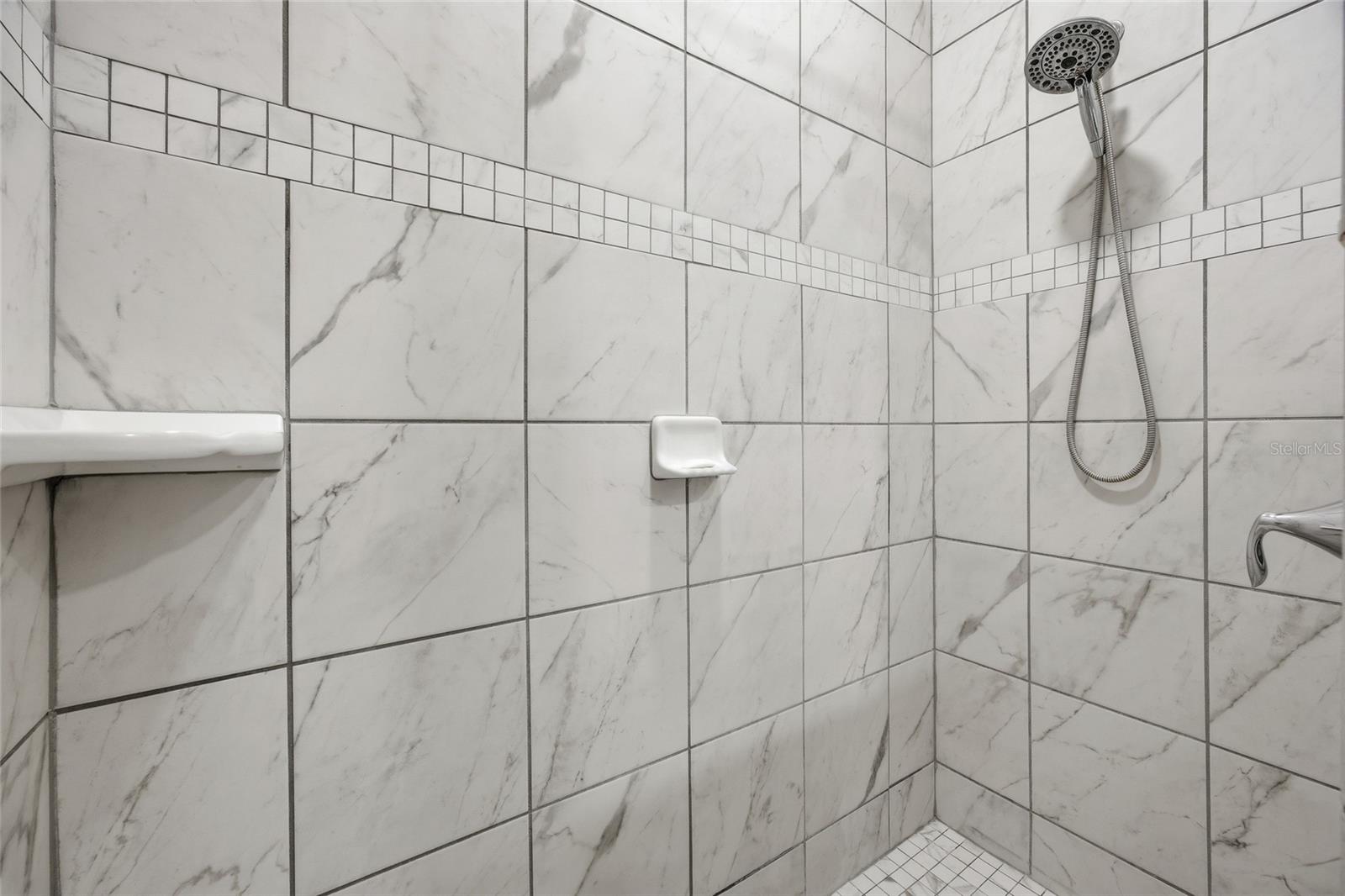 KINGSLAND COUNTRY ESTATE - Residential