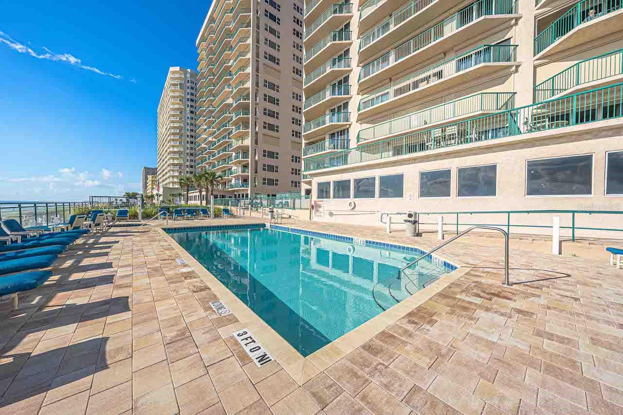 DIMUCCI TWIN TOWERS N & S - Residential