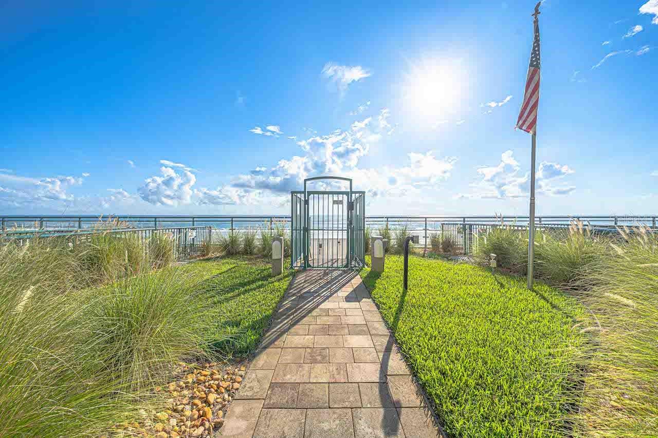 DIMUCCI TWIN TOWERS N & S - Residential